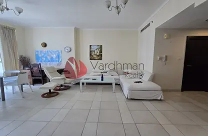Apartment - 1 Bedroom - 2 Bathrooms for rent in The Torch - Dubai Marina - Dubai