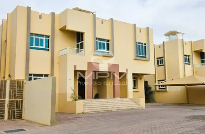 Outdoor Building image for: Villa - 5 Bedrooms - 6 Bathrooms for rent in Khalifa City B - Khalifa City - Abu Dhabi, Image 1