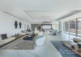 Living / Dining Room image for: Apartment - 3 bedrooms - 5 bathrooms for sale in Serenia Residences East - Serenia Residences The Palm - Palm Jumeirah - Dubai, Image 1