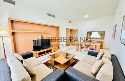 Apartment - 2 Bedrooms - 2 Bathrooms for rent in Vision Twin Towers - Al Najda Street - Abu Dhabi