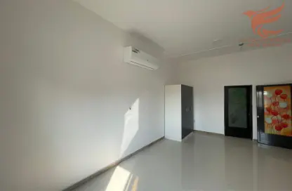 Apartment - 2 Bedrooms - 2 Bathrooms for rent in Al Uraibi - Ras Al Khaimah