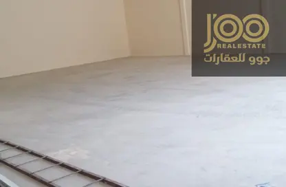 مستودع - استوديو - 1 حمام للايجار في أم الثعوب - أم القيوين