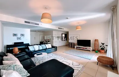 Apartment - 3 Bedrooms - 3 Bathrooms for rent in Murjan 6 - Murjan - Jumeirah Beach Residence - Dubai