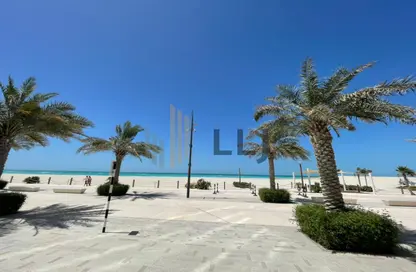 تاون هاوس - 2 غرف نوم - 3 حمامات للبيع في ممشى السعديات - منطقة السعديات الثقافية - جزيرة السعديات - أبوظبي