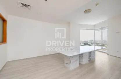 Office Space - Studio - 1 Bathroom for rent in Fairmont Hotel - Sheikh Zayed Road - Dubai