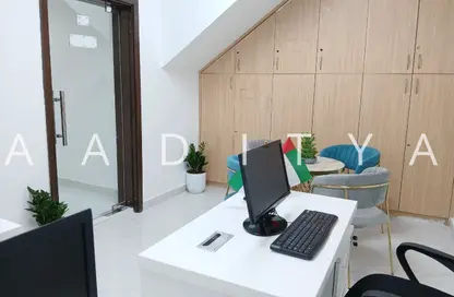Office Space - Studio - 1 Bathroom for rent in Reem Residency - Al Karama - Dubai