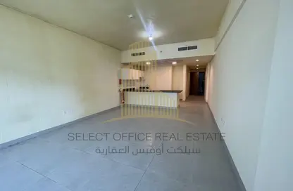 Empty Room image for: Apartment - 1 Bathroom for sale in Park View - Saadiyat Island - Abu Dhabi, Image 1