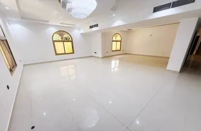 Villa - 4 Bedrooms - 5 Bathrooms for rent in Western Residence South - Falcon City of Wonders - Dubai