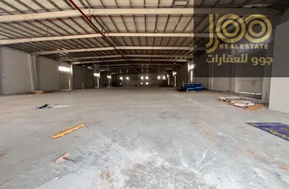 مستودع - استوديو - 4 حمامات للايجار في أم الثعوب - أم القيوين