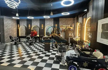 متجر - استوديو - 1 حمام للايجار في ريزيدينس 294 - الكرامة - دبي