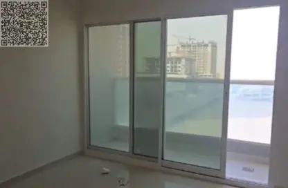 Apartment - 2 Bedrooms - 2 Bathrooms for rent in Golf Tower - Emirates City - Ajman