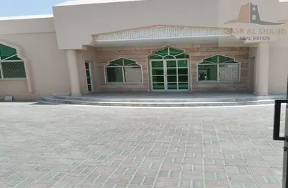 Villa - 4 Bedrooms - 4 Bathrooms for rent in Al Tarfa - Mughaidir - Sharjah