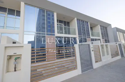 Townhouse - 2 Bedrooms - 3 Bathrooms for sale in Rukan 3 - Dubai Land - Dubai