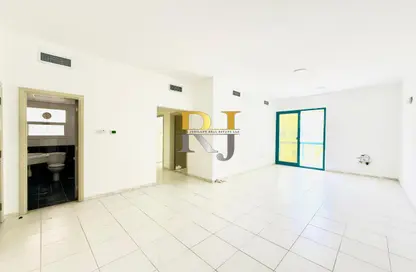 Apartment - 1 Bedroom - 2 Bathrooms for rent in Mankhool Building - Mankhool - Bur Dubai - Dubai
