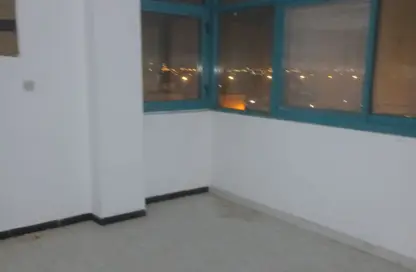 شقة - 2 غرف نوم - 2 حمامات للايجار في بناية البطينة 9 - البطينة - الشارقة