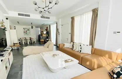 تاون هاوس - 4 غرف نوم - 5 حمامات للبيع في ويستار ريفليكشتز - الضاحية 13 - قرية الجميرا سركل - دبي