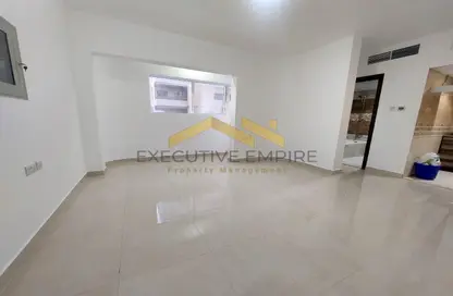 شقة - 1 حمام للايجار في بناء زيك زاك - منطقة النادي السياحي - أبوظبي