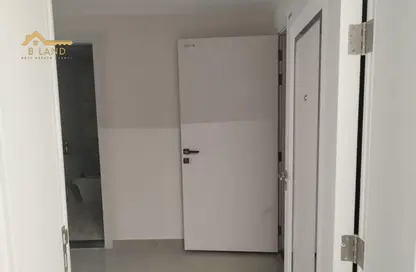 Apartment - 1 Bedroom - 2 Bathrooms for rent in Muweileh Community - Muwaileh Commercial - Sharjah Apartment - 1 Bedroom - 2 Bathrooms for rent in Muweileh Community - Muwaileh Commercial - Sharjah