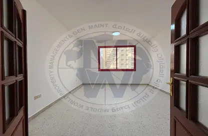 Apartment - 2 Bedrooms - 2 Bathrooms for rent in Hamdan Street - Abu Dhabi