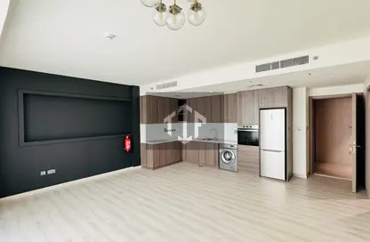 Apartment - 1 Bedroom - 2 Bathrooms for rent in Al Manal Tower - Sheikh Zayed Road - Dubai