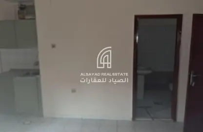 شقة - 1 حمام للايجار في البطينة B - البطينة - الشارقة شقة - 1 حمام للايجار في البطينة B - البطينة - الشارقة