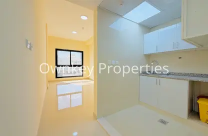 شقة - 1 حمام للايجار في ساحة الكرامة - الكرامة - دبي