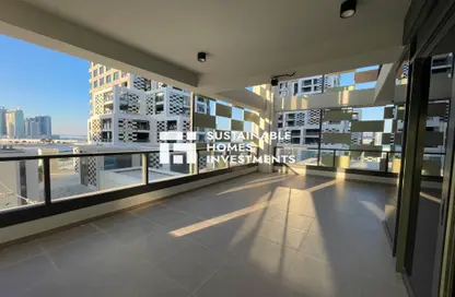 Terrace image for: Apartment - 3 Bedrooms - 5 Bathrooms for sale in Pixel - Makers District - Al Reem Island - Abu Dhabi, Image 1