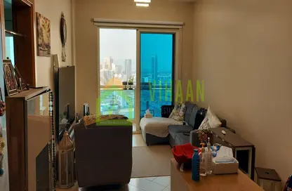 شقة - غرفة نوم - 2 حمامات للبيع في A  برج - لاجو فيستا - مدينة دبي للإنتاج (اي ام بي زد) - دبي