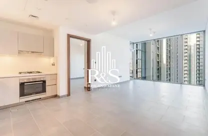 شقة - 2 غرف نوم - 2 حمامات للايجار في برج The Crest C - ذا كريست - صبحا هارتلاند - مدينة الشيخ محمد بن راشد - دبي