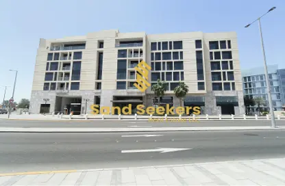 Apartment - 2 Bedrooms - 3 Bathrooms for rent in Bloom Marina - Al Bateen - Abu Dhabi
