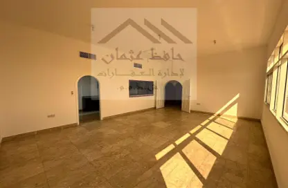 Apartment - 3 Bedrooms - 3 Bathrooms for rent in Manaseer Building 53 - Al Manaseer - Abu Dhabi