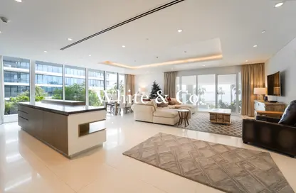 Apartment - 3 Bedrooms - 4 Bathrooms for sale in Serenia Residences West - Serenia Residences The Palm - Palm Jumeirah - Dubai