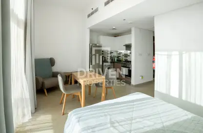 شقة - 1 حمام للبيع في عزيزي ستار - الفرجان - دبي