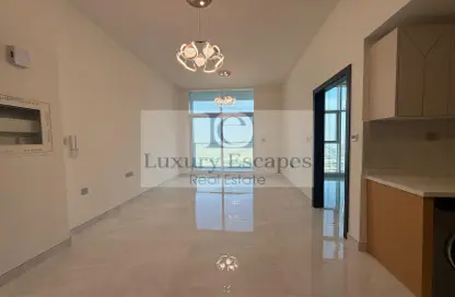 شقة - غرفة نوم - 2 حمامات للايجار في سكايز من دانوب - ارجان - دبي شقة - غرفة نوم - 2 حمامات للايجار في سكايز من دانوب - ارجان - دبي