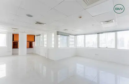 Office Space - Studio for sale in One Lake Plaza - JLT Cluster T - Jumeirah Lake Towers - Dubai