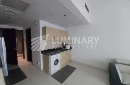 Apartment - Studio - 1 Bathroom for rent in Dubai Sports City - Dubai