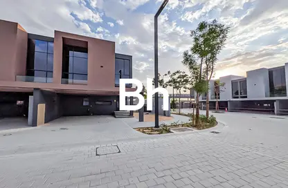 Townhouse - 3 Bedrooms - 4 Bathrooms for sale in Robinia - Masaar - Tilal City - Sharjah