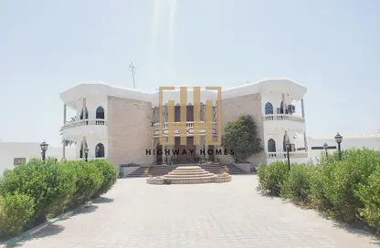 Villa - 7+ Bedrooms - 7+ Bathrooms for rent in Dasman - Halwan - Sharjah