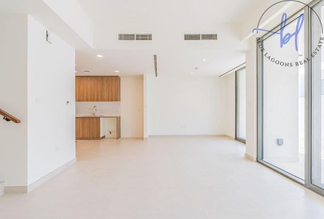15373698 - Property Image 3