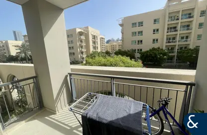 Apartment - 1 Bedroom - 2 Bathrooms for rent in Travo Tower B - Travo - The Views - Dubai