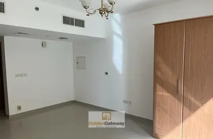 شقة - 1 حمام للايجار في ليك سايد ريزيدنس - مدينة دبي للإنتاج (اي ام بي زد) - دبي