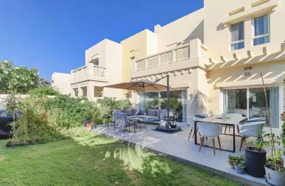 Villa - 3 Bedrooms - 4 Bathrooms for rent in The Lakes - Dubai Villa - 3 Bedrooms - 4 Bathrooms for rent in The Lakes - Dubai