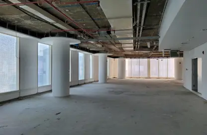 Full Floor - Studio for rent in The Bay Gate - Business Bay - Dubai