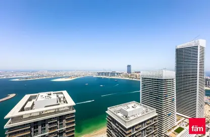 Apartment - 1 Bedroom - 1 Bathroom for rent in Marina Vista - EMAAR Beachfront - Dubai Harbour - Dubai
