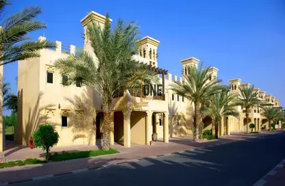 تاون هاوس - 4 غرف نوم - 3 حمامات للايجار في الحمرا فيوز - قرية الحمرا - رأس الخيمة