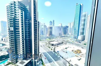 مكتب - استوديو - 1 حمام للايجار في برج بايناري - الخليج التجاري - دبي