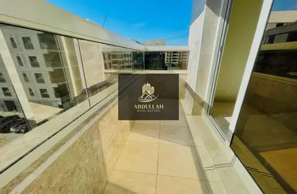 شقة - 2 غرف نوم - 2 حمامات للايجار في سراب 2 - الجادة - الشارقة