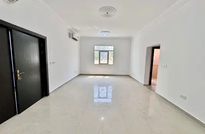 Apartment - 3 Bedrooms - 3 Bathrooms for rent in Shakhbout City - Abu Dhabi