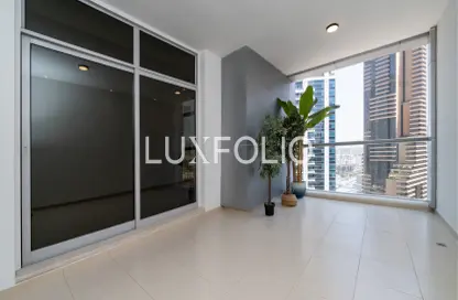 Apartment - 3 Bedrooms - 2 Bathrooms for rent in Skyview Tower - Dubai Marina - Dubai