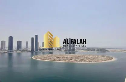 Apartment - 3 Bedrooms - 3 Bathrooms for rent in Al Khan Corniche - Al Khan - Sharjah